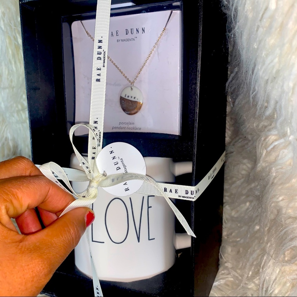 RAE DUNN “LOVE” mug and necklace gift set